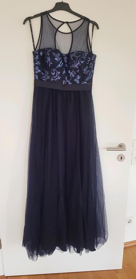 Kleid Abendkleid von Veea Mont Gr 36, Neu mit Etikett in Mayen