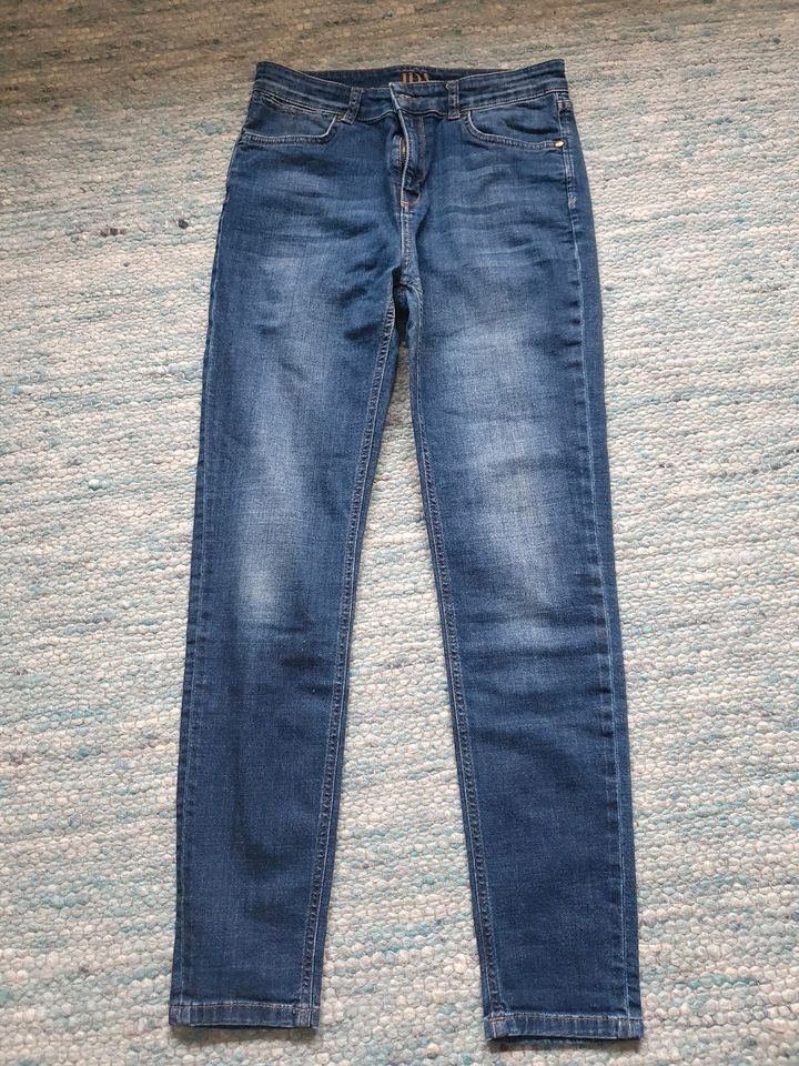 Donna Ida Modell Rizzo skinny Jeans high waist Gr 30 in Sendenhorst