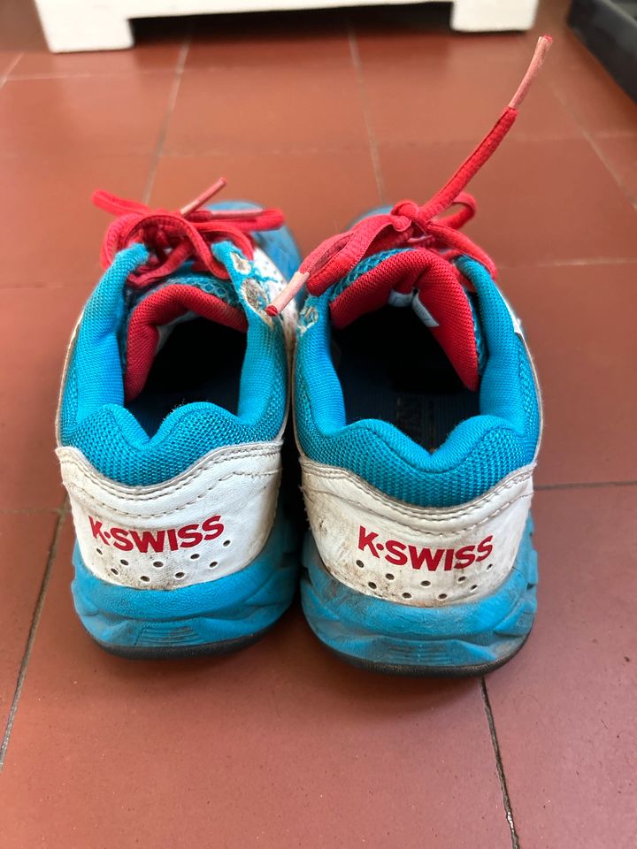 K- Swiss Tennisschuhe Outdoor Gr. 33,5 in Kiel