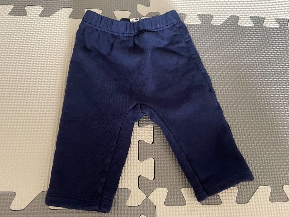 Benetton Baby Hose 1-3 Monate in Waldkirch