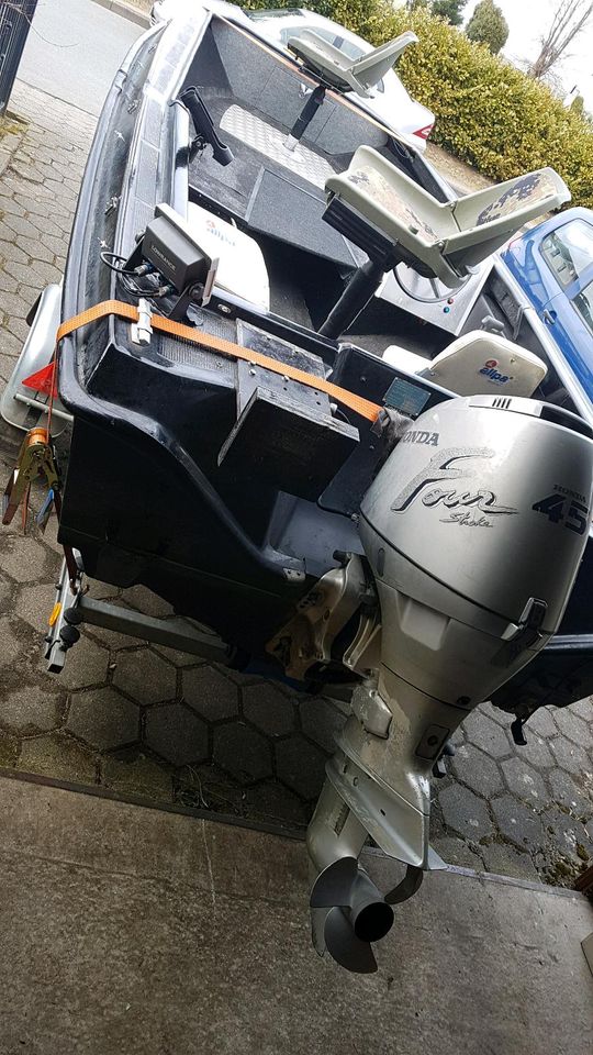 Motorboot Angelboot Honda BF45 kein  Lund in Neubrandenburg