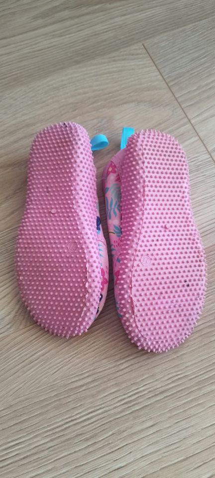 Kinderschuhe Aquaschuhe Badeschuhe in Rengsdorf