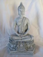 BUDDHA meditierend Steinoptik auf Sockel 18 cm Schleswig-Holstein - Selk Vorschau