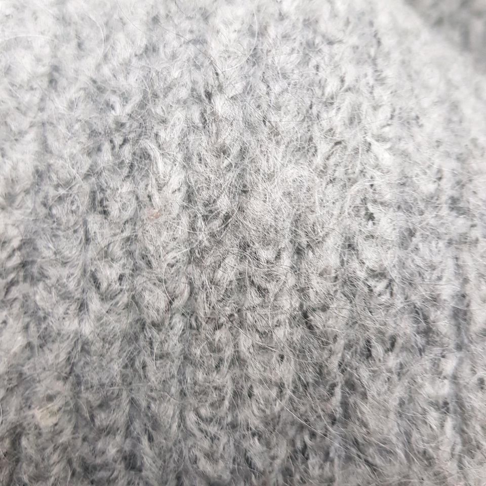 COS damen warmer Pullover gr.M grau Neu,49%Wolle+30% Mohair in Frankfurt am Main