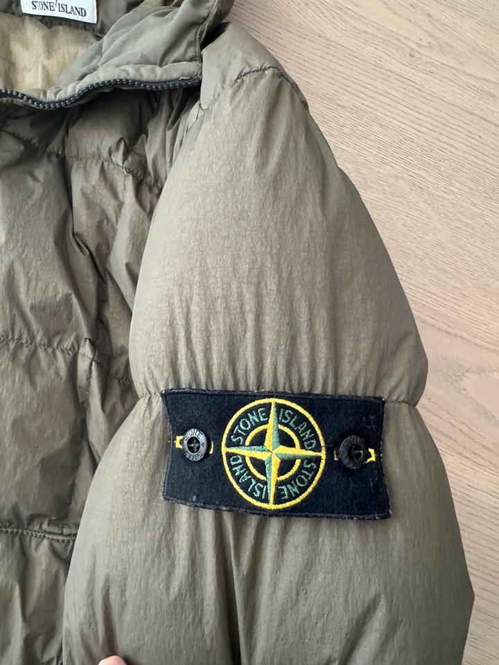 Daunenjacke von Stone Island mit Kapuze XL / XXL Winterjacke in Kirchheim unter Teck