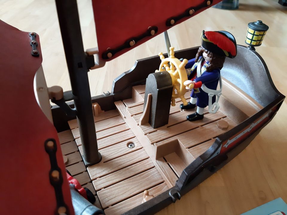 Playmobil Soldaten-Kanonensegler (6681) mit Motor in Obertshausen