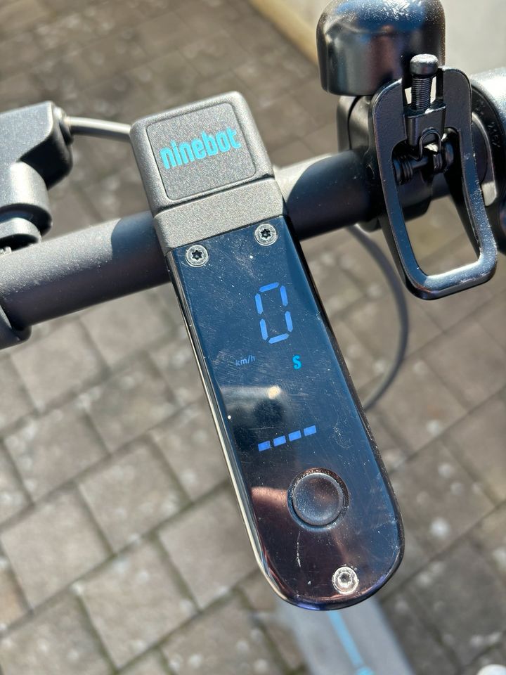 Segway Ninebot E-Scooter in Eningen