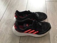 Adidas Turnschuhe Gr. 36 schwarz neonorange Nordrhein-Westfalen - Neuss Vorschau