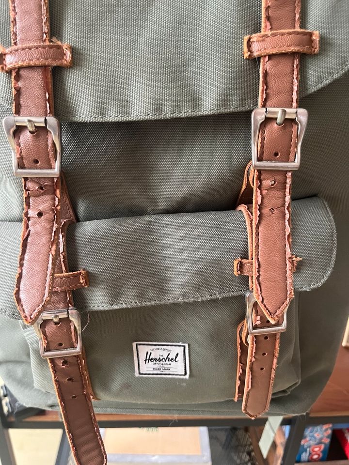 Rucksack - Herschel - Little America in Frankfurt am Main