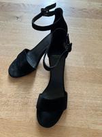 Vagabond Penny Sandalen black Gr. 39 – wie neu München - Maxvorstadt Vorschau