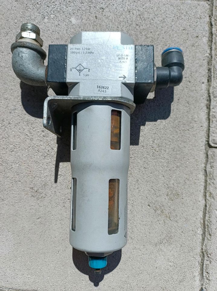 Festo Druckluft Filter Wasserabscheider und öler in Neualbenreuth