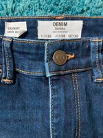Bershka Jeans Größe 36 Hessen - Oestrich-Winkel Vorschau