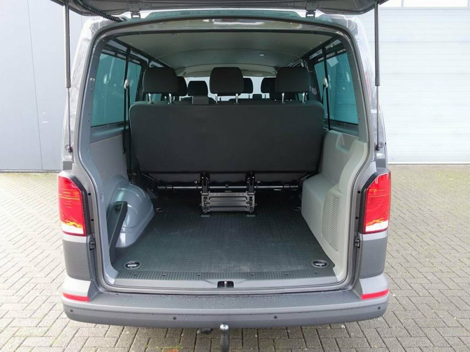 MIETWAGEN - VW T6.1 Lang 9 Sitzer | YY-5000 in Hainburg