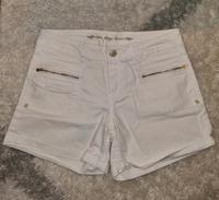 SCHÖNE WEISSE JEANS-SHORTS VON TWO DAYS LATER GR. 40 - NEUWERTIG Saarland - Homburg Vorschau