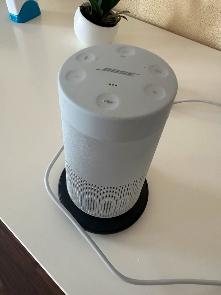 Bose Soundlink Revolve II in Bous