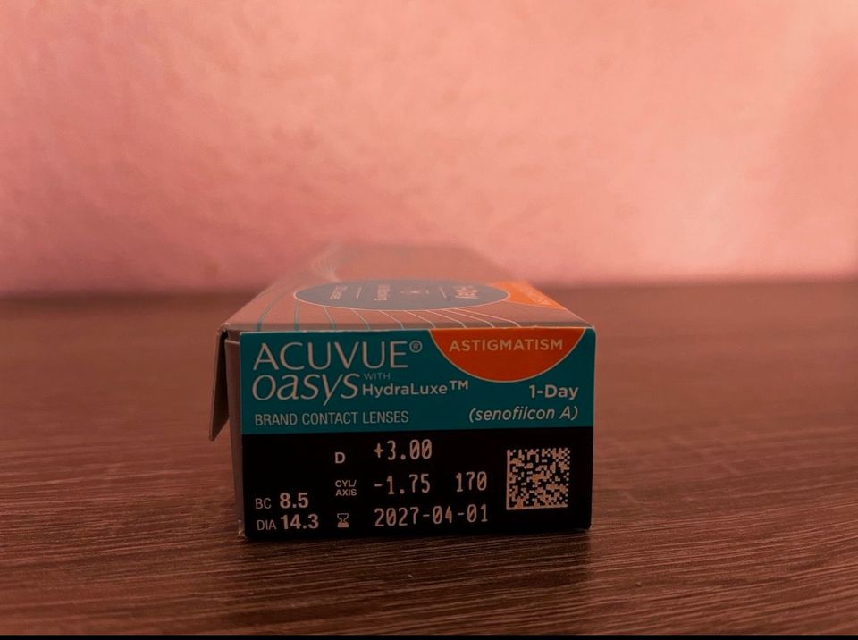Kontaktlinsen/Tageslinsen Acuvue Oasys +3,00 Astigmatismw in Hamburg