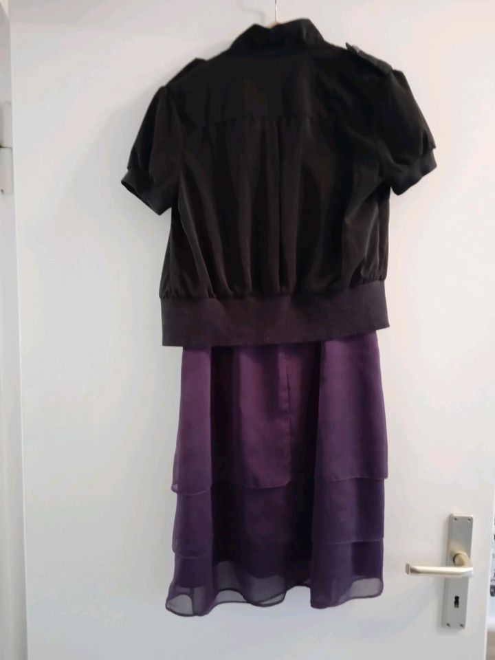 Abendkleid mit Jäckchen Ballkleid Abiball violett lila schwarz in Köln