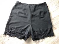 Shorts mit spitze Hessen - Taunusstein Vorschau