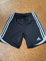Adidas Shorts in der Größe 140 „inklusive Versand“ Wurster Nordseeküste - Nordholz Vorschau
