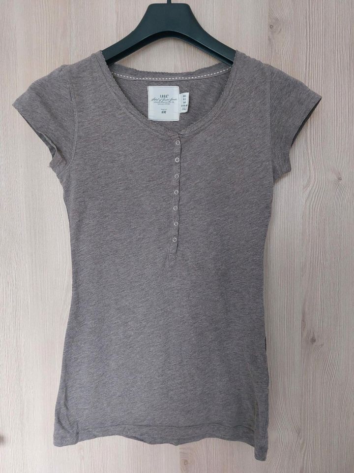 T-Shirt | hellbraun taupe | Gr. S | H&M in Sonnefeld