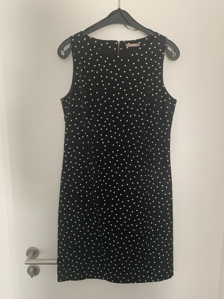 Kleid Sommerkleid Orsay Gr. 38 schwarz gepunktet in Landshut