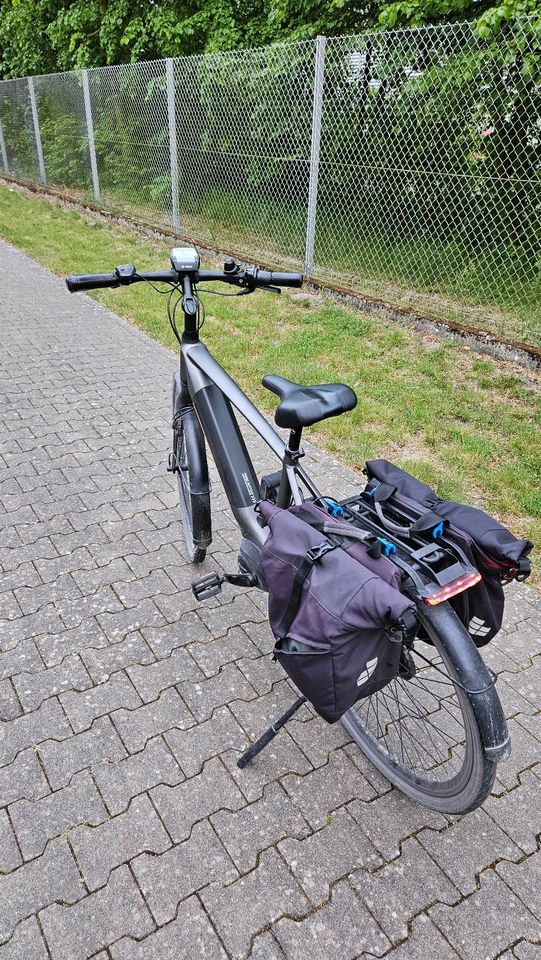 E-Bike Gazelle Ultimate C8+ HMB sucht neues zu Hause in Isenbüttel
