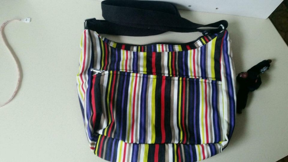 KIPLING Tasche, bunt-gestreift, neuwertig! in Gießen