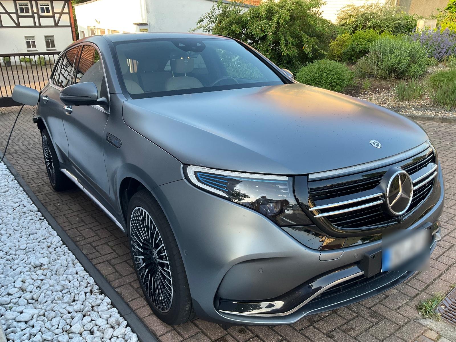Abbildung des Autos Mercedes Benz EQC 400 AM…