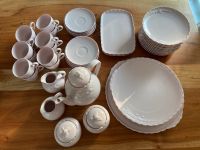 Hutschenreuther Porcelaine Rosé Desiree 44-teilig Kaffeeservice Potsdam - Babelsberg Nord Vorschau