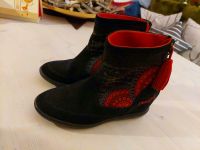 *Desigual*Stiefeletten Boots 37 Leder schwarz rot Muster Plateau Bayern - Pommelsbrunn Vorschau