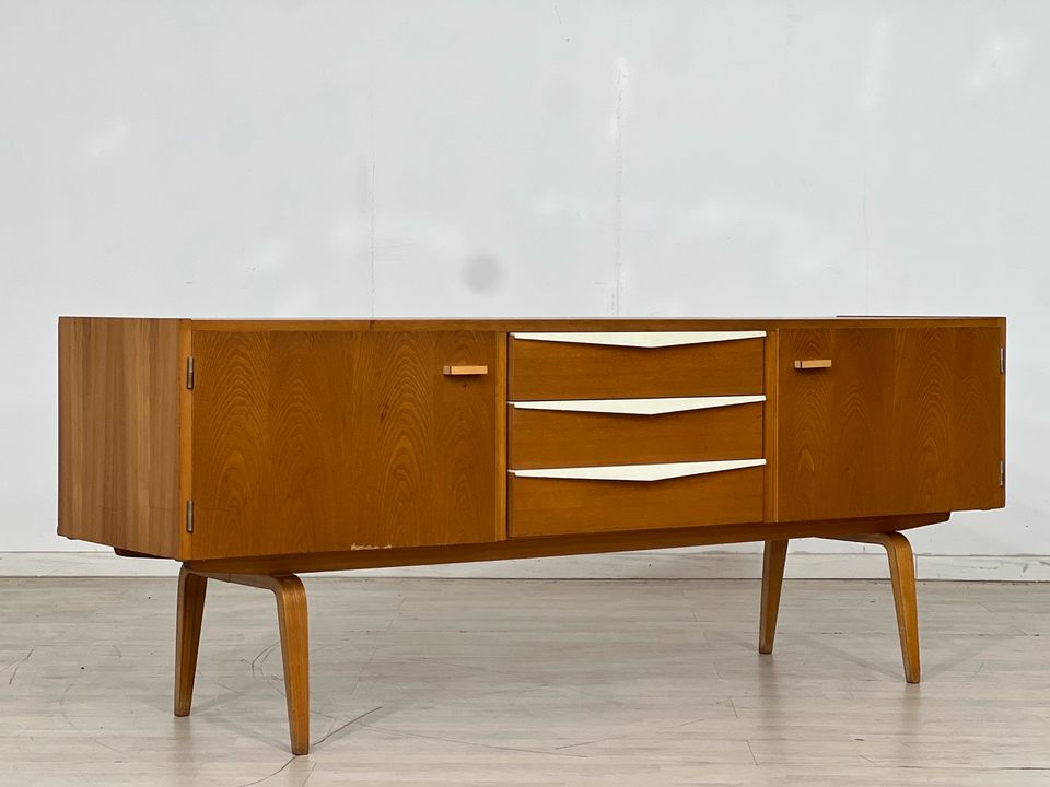 MID CENTURY HELLERAU SIDEBOARD SCHRANK KOMMODE VINTAGE in Berlin