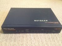 NETGEAR ProSafe Firewall Router Switch VPN w/8 Port 10/100 Sachsen-Anhalt - Lieskau Vorschau