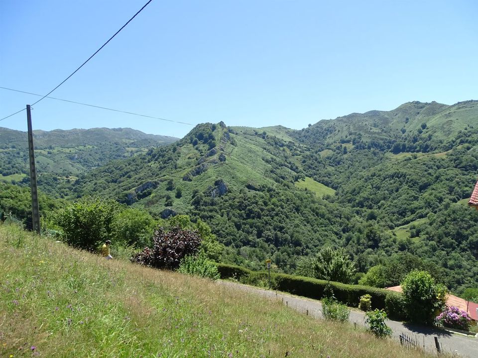 Baugrundstück 1376m mit schöner Berglandschaft /Spanien, Asturias in Bad Krozingen