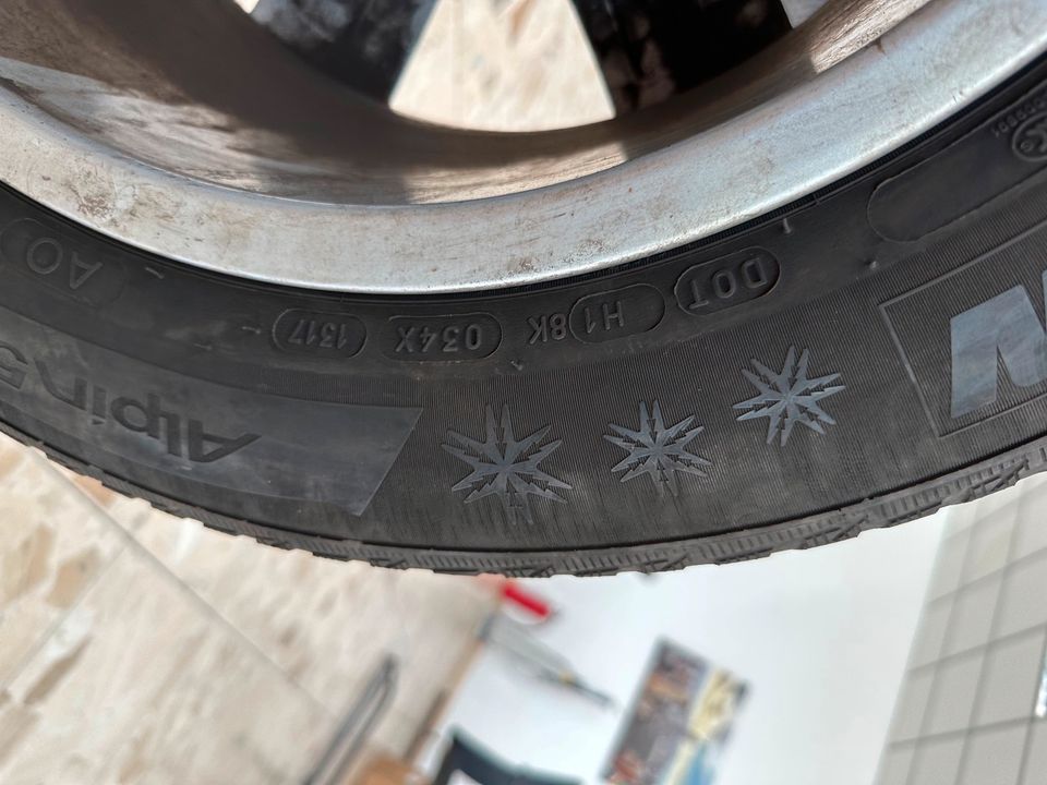 ORIGINAL WINTERREIFEN WINTERRÄDER AUDI A6 225/55R17 #061 in Hainburg