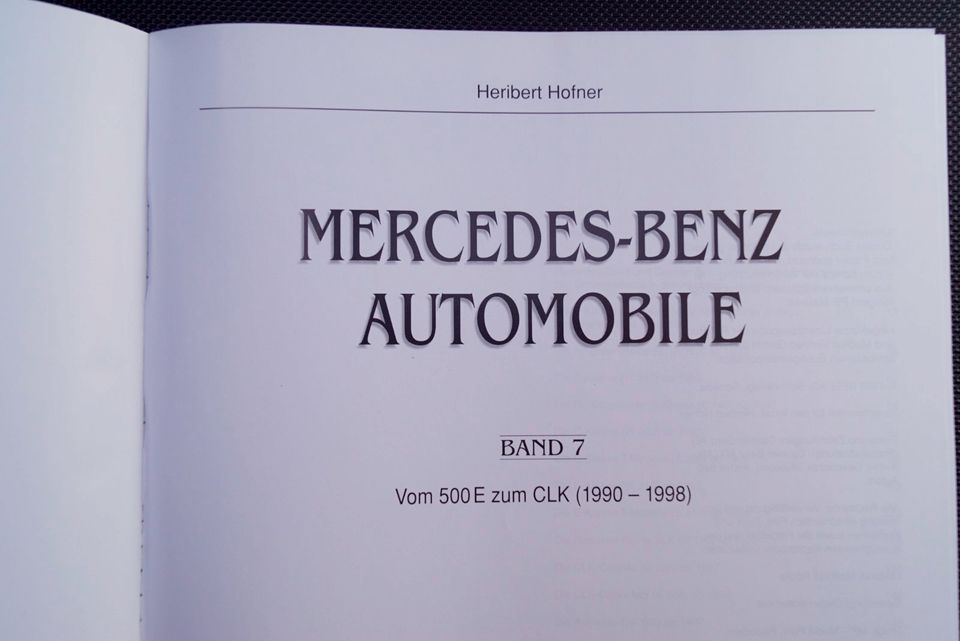 Bücherband Mercedes Benz Automobile Sonderausgabe in Stuttgart