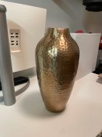 Große goldene Vase, Depot Eimsbüttel - Hamburg Eimsbüttel (Stadtteil) Vorschau