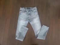 MAVI Jeans, Modell James, Gr. 30 / 34, grau, used look Niedersachsen - Rotenburg (Wümme) Vorschau