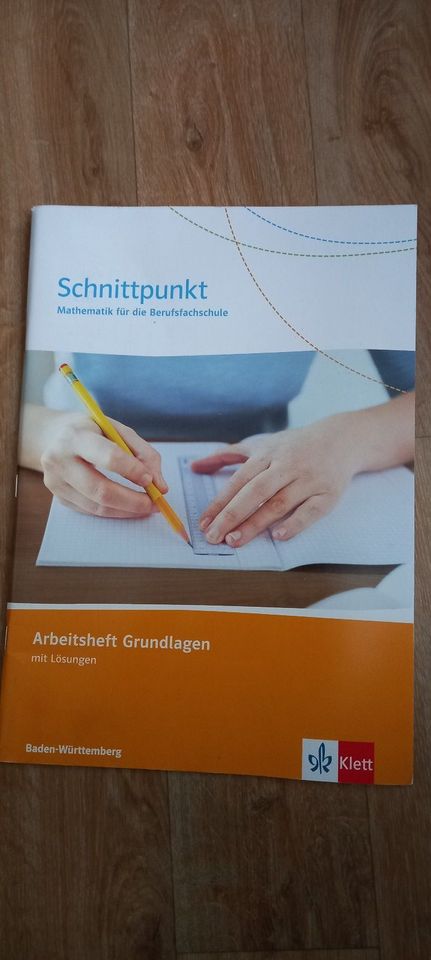 Schnittpunkt. Mathematik für die Berufsfachsschule in Freiburg im Breisgau