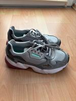 Adidas Falcon Sneaker Nordrhein-Westfalen - Siegen Vorschau