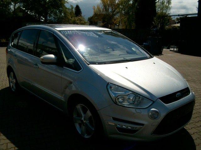 Ford S-Max  2.0  Titanium Vollausstattung in Ahaus