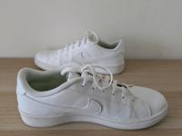 Nike Damen Sneaker weiß Größe 42 Rheinland-Pfalz - Hermeskeil Vorschau