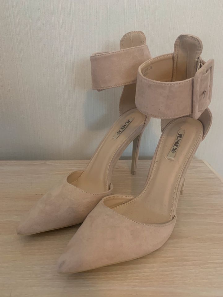 High Heels beige in Homburg