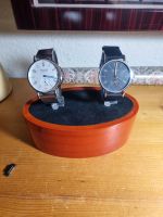 Uhrenaufsteller für 2 Uhren, rotes Holz Berlin - Wilmersdorf Vorschau