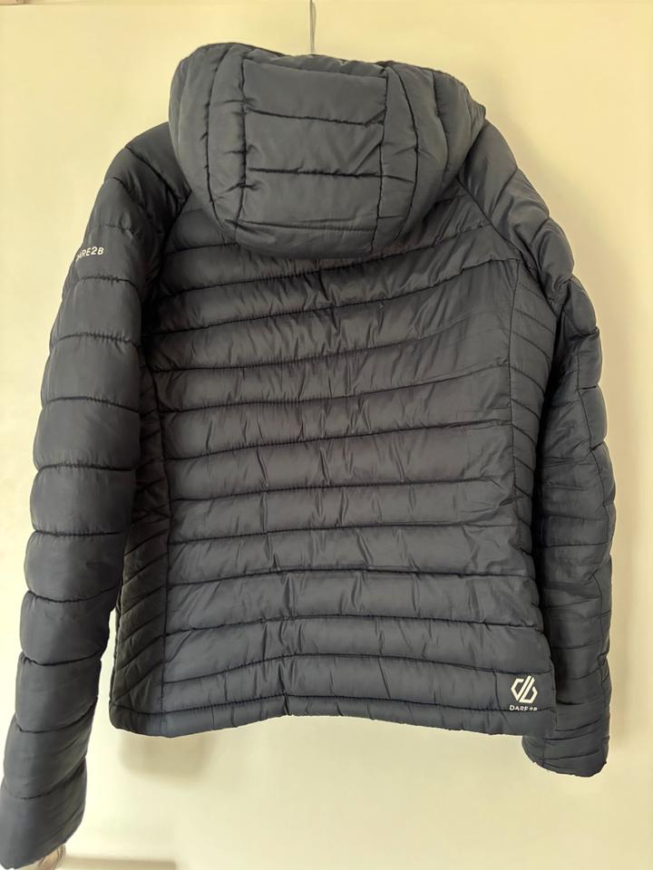 Dare2b Steppjacke Jacke gesteppt dunkelblau 40 sehr leicht in Seevetal