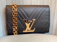 LOUIS VUITTON Pochette Louise schwarz Clutch Tasche Handtasche Leder München - Au-Haidhausen Vorschau