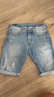 Pepe Jeans Shorts mit Rissen Größe 32 Frankfurt am Main - Bornheim Vorschau