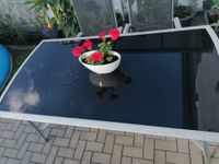 Gartentisch Tisch mit Sommenschirm Öffnung 180 x 97 x 73cm Nordrhein-Westfalen - Hamm Vorschau