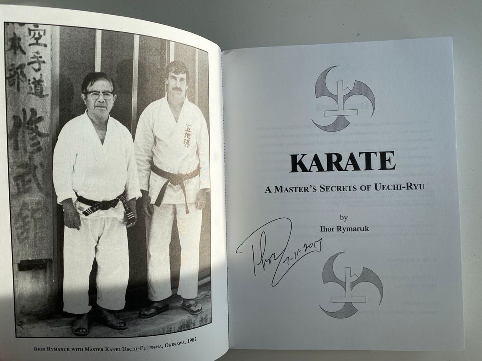 Karate Uechi-Ryu - Kampfsport Signiert ! in Berlin