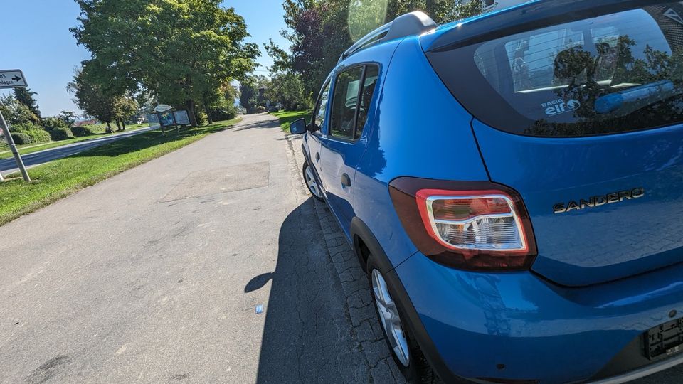 Dacia Sandero  Stepway zum verkaufen nach wünsche TÜV neu in Köngen