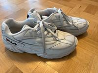Sneaker FILA no Adidas, Nike Gr 40 Brandenburg - Kleinmachnow Vorschau
